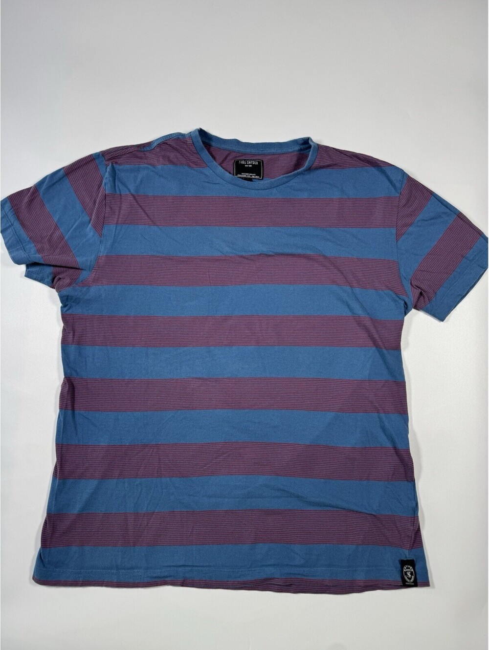 Todd Snyder New York Men’s XL Blue Red Striped 100% Cotton T-Shirt